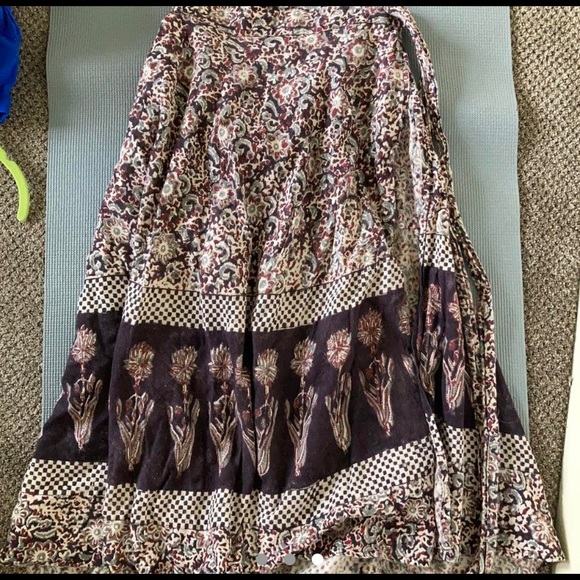 Vintage boho wrap midi skirt - Picture 3 of 3